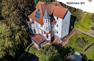 Villa kaufen in 24226 Heikendorf, Villa mit 4 Wohnungen (1 Whg. wird frei) plus opt. Bauplatz in 24226 Heikendorf