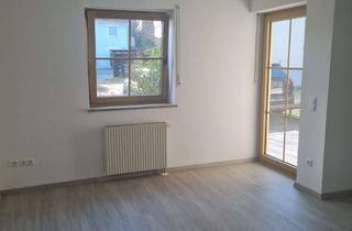 Wohnung mieten in Erdinger Str. 1 B, 85457 Wörth, Frisch renovierte 3-Zimmer-EG-Wohnung mit Terasse in Hörlkofen