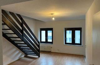 Wohnung mieten in Elsassstraße 17, 52068 Aachen, 3-Zimmer-WG für Studenten mit Dachterrasse - Maisonette -