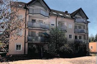 Wohnung kaufen in 92421 Schwandorf, Schwandorf - Provisionsfreie gepflegte 2-Zi-Whg. zentral mit gr. Balkon + TG