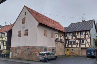 Bauernhaus kaufen in 36323 Grebenau, Grebenau - Ein-Zweifamilienhaus mit Scheunenanbau