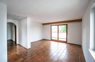 Wohnung kaufen in 72488 Sigmaringen, Dachgeschosswohnung "Schlossblick" - Ihr neues Zuhause mit sonniger Loggia und Garage