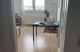 Büro zu mieten in Carl-Benz-Str., 68723 Schwetzingen, Büro/ Praxis, 52 qm, ab 01.08.2025 zu vermieten, 2 Räume, Küche, WC, Flur