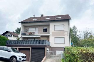 Wohnung kaufen in 91239 Henfenfeld, Charmante Dachgeschosswohnung mit Weitblick in ruhiger Lage