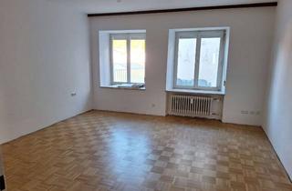 Wohnung mieten in Marktstraße 45, 83646 Bad Tölz, Stilvolle 2,5-Zimmer-Wohnung mit Dachgarten in Bad Tölz