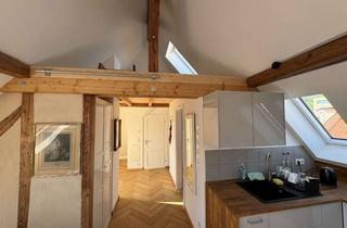 Wohnung mieten in Ebehardstr., 72072 Tübingen, Geschmackvolle, neuwertige 1,5-Zimmer-Dachgeschosswohnung mit lux. Innenausstattung mit EBK