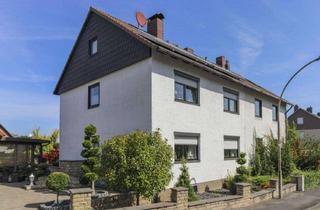 Doppelhaushälfte kaufen in 31020 Salzhemmendorf, Sanierte Doppelhaushälfte in Lauenstein mit schönem Garten, Vollkeller, Garage und Carports