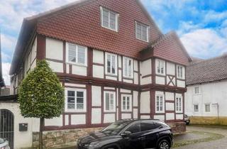 Mehrfamilienhaus kaufen in 34471 Volkmarsen, Ihr neues Zuhause mit Renditechance: Historisches Mehrfamilienhaus mit Charme