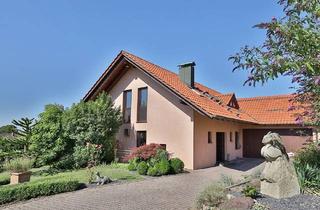 Einfamilienhaus kaufen in 71083 Herrenberg, Herrenberg - Besondere, lichtdurchflutete Architektur trifft viel Platz in ruhiger Lage