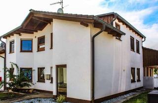 Wohnung kaufen in 73560 Böbingen, Wohnidyll: Gut geschnittene 4-Zi-Wohnung mit Carport, Außenterrasse und eigenem Gartenanteil