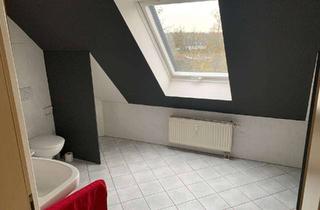 Wohnung mieten in Holzstr 28, 77855 Achern, Freundliche 3,5-Zimmer-Dachgeschosswohnung mit Balkon und EBK in Achern