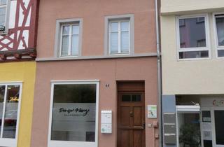 Wohnung mieten in Obermarkt 11, 55232 Alzey, Raffinierte 3-Zimmer Altbauwohnung im Herzen Alzeys