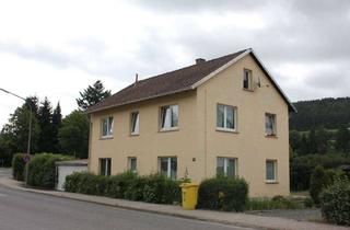 Haus kaufen in 96317 Kronach, Großes Zweifamilienhaus mit dritter Wohnung im Anbau!!!