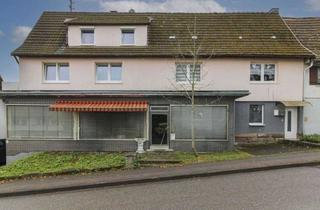 Haus kaufen in 72250 Freudenstadt, Raumwunder: 2-Familienhaus mit zusätzlich ca. 100 m² Nutzfläche und Garten in Ruhelage