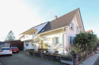 Haus kaufen in 77694 Kehl, ZFH mit Garten, 4 Freistellplätzen und Garage in Vorstadtlage von Kehl bietet attraktives Potenzial