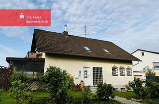 Einfamilienhaus kaufen in 51588 Nümbrecht, Großzügiges Einfamilienhaus mit Einliegerwohnung im Zentrum von Nümbrecht!