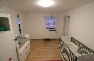 Wohnung kaufen in 32584 Löhne, Komplett sanierte 3 Zimmer Erdgeschosswohnung mit Terrasse in Löhne Gohfeld, Nordbahnstraße