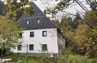 Haus kaufen in Markus-Röhling-Weg, 09456 Annaberg-Buchholz, Entwicklungsfähiges Haus mit großem Grundstück