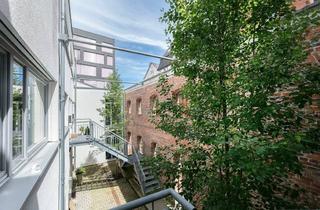 Wohnung kaufen in 89077 Ulm, Moderne City-Maisonette-Wohnung mit Terrasse