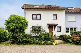 Haus kaufen in 77815 Bühl, Bühl - Eigenheim mit Garten und einem Carport in naturnaher Lage