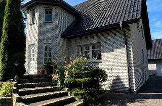 Einfamilienhaus kaufen in 33161 Hövelhof, Hövelhof - Geräumiges 8-Raum-Einfamilienhaus in Hövelhof