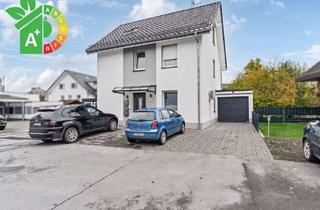 Wohnung kaufen in 59556 Lippstadt, Exklusive Ober- und Dachgeschosswohnung in guter Lage von Lippstadt-Eickelborn