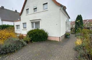 Einfamilienhaus kaufen in Fechinger Straße 11, 66130 Saarbrücken, Freistehendes Einfamilienhaus mit neuer Gasheizung, Wintergarten, sofort beziehbar