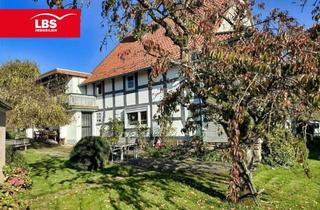 Haus kaufen in 32694 Dörentrup, Ein-Zweifamilienfachwerkhaus mit traumhaften Ausblick über Feld und Wiesen