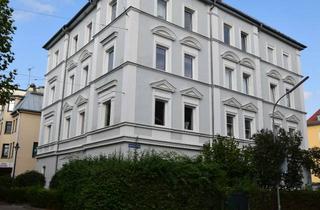 Wohnung mieten in Gögginger Straße 41 /1/2, 86159 Antonsviertel, Schöne Altbauwohnung +optimal für Pendler +Familien- oder WG-geeignet