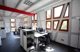 Büro zu mieten in 71063 Sindelfingen, Moderne Arbeitsplätze und Büroraum in historischem Fachwerkgebäude - All-in-Miete