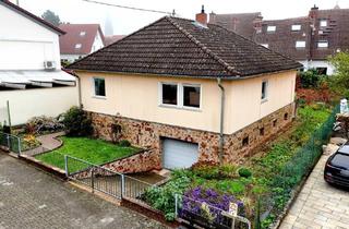 Haus kaufen in 55435 Gau-Algesheim, Bungalow - Wohnen auf einer Ebene, zentral in Gau-Algesheim