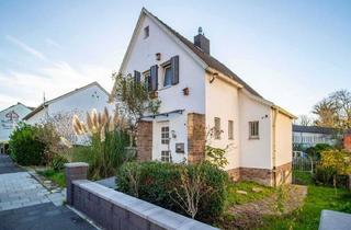 Einfamilienhaus kaufen in 53879 Euskirchen, Euskirchen - Modernisiertes Einfamilienhaus mit großem Garten, Terrasse und zentraler Lage in Euskirchen