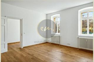 Wohnung kaufen in Fehrbelliner Straße, 10119 Berlin, Berlin - Direkt am Teutoburger Platz: Helle und moderne 2-Zimmer-Altbauwohnung mit Wohnküche