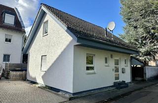 Wohnung kaufen in 67661 Kaiserslautern, Kaiserslautern - KL-Dansenberg - Kleines, freistehendes EFH im Wohnungsstil mit Carport in bester Wohnlage