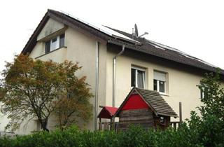 Wohnung kaufen in 79400 Kandern, Kandern - Charmante Dachgeschosswohnung mit Balkon