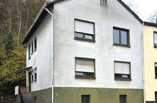 Wohnung kaufen in 66987 Thaleischweiler-Fröschen, Sanierungsbedürftiges Zweifamilienhaus mit Garten in der idyllischen Thaleischweiler/Fröschen zu ver