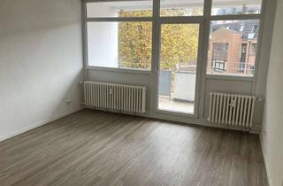 Wohnung mieten in Kölner Str. 43-45, 51379 Opladen, Helle 3-Zimmer Wohnung mit Loggia