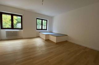 Wohnung mieten in 75172 Weststadt, Großzügige Wohnung - frisch saniert