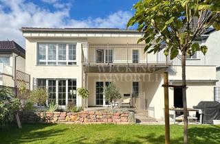 Wohnung mieten in 68623 Lampertheim, Wohnen im Landhausstil: Lichtdurchflutete Wohnung mit großer Dachterrasse in idyllischer Lage