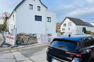 Wohnung mieten in Kurzestraße, 72827 Wannweil, Helle und sehr schöne Maisonette-Wohnung mit Balkon, EBK und Stpl. i. Fr. in der Ortsmitte