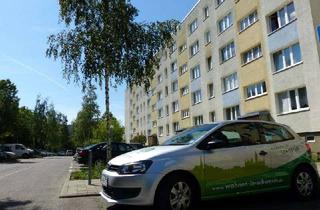 Wohnung mieten in Max-Reichpietsch-Str. 11, 19061 Großer Dreesch, Küchenmöbel, Balkon, Wannenbad - worauf warten Sie?