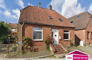 Haus kaufen in 23795 Bad Segeberg, Vermietetes Handwerkerhaus in Bad Segeberg