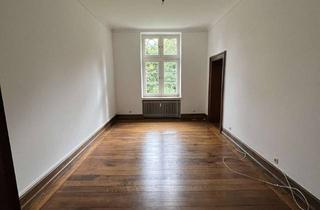 Wohnung mieten in Haus Lohe, 59457 Werl, Wohnen im Schloss! Großzügige 5,5 Zimmer Traumwohnung mit Balkon