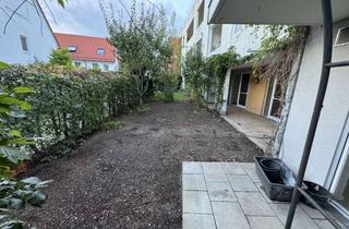 Wohnung mieten in Südliche Ingolstädter Straße 72, 85716 Unterschleißheim, Moderne 4 Zimmer Wohnung - EIGENE STROMVERSORGUNG | Neu renoviert | Terrasse + Garten | Einbauküche