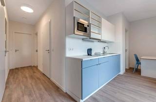 Immobilie mieten in Rathenaustraße 25, 12459 Berlin, Zimmer Fully furnished private room with shared terrace in a 3 people shared mixed apartment