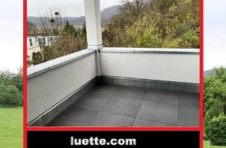 Wohnung kaufen in 79780 Stühlingen, Stühlingen - Exklusive, geräumige 3-Zi-ETW, Terrassenhausstil, Lift, ca. 120 m² Wohnfl., grosser überdachter Balkon, traumhafter F...