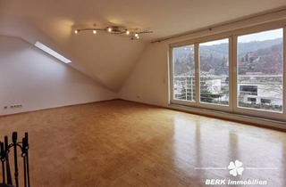 Wohnung kaufen in 63897 Miltenberg, Miltenberg - BERK Immobilien - Junges Glück in 2-Zi-DG mit Balkon u. Burgblick in Miltenberg mit Spitzboden.