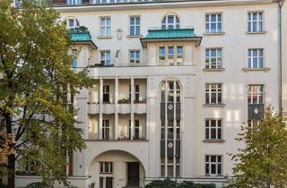 Wohnung kaufen in Duisburger Straße 12, 10707 Berlin, Berlin - Vermietete Zweizimmerdachgeschosswohnung in schönem Jugendstil-Altbau unweit Olivaer Platz