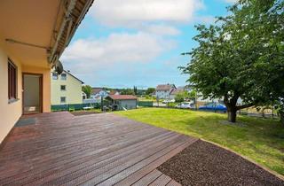 Wohnung kaufen in 86561 Aresing, Aresing - Attraktive 4-Zimmer-Erdgeschosswohnung mit großer Terrasse und Garten im idyllischen Aresing