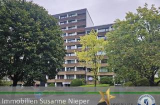 Wohnung kaufen in 42719 Solingen, Solingen - Gepflegte, vermietete 4-Raumwohnung mit Balkon, Tiefgarage und Aufzug an der Stadtgrenze zu Haan